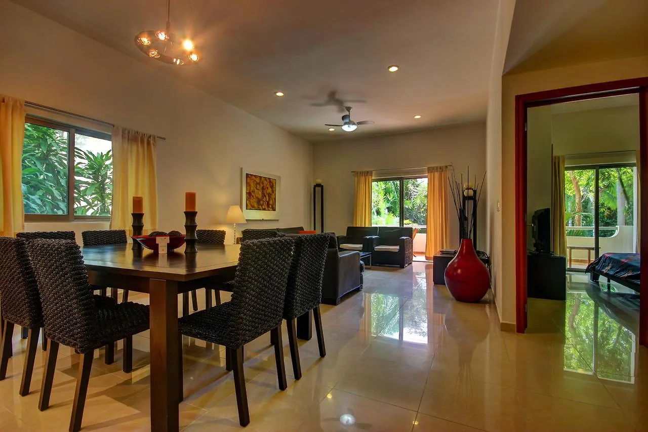 Riviera Maya Suites Πλάγια Ντελ Κάρμεν 4*,