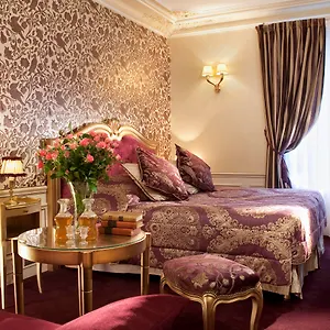 **** Hotel & Saint-jacques Francja